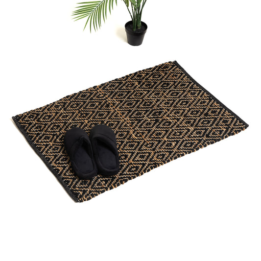 Natural Harmony Diamond Black Rug