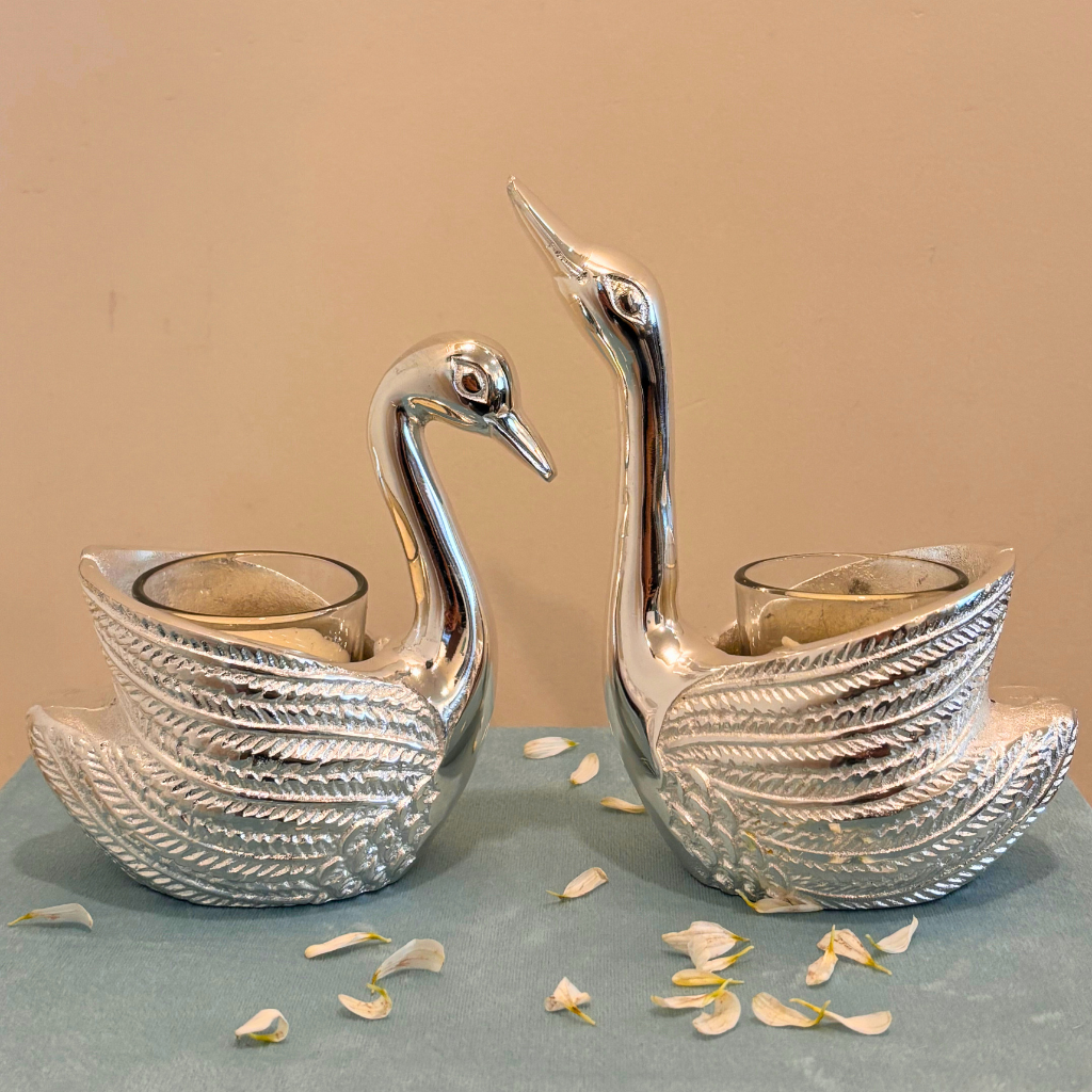 Silver Swan Diyas Gift Box - Set of 2