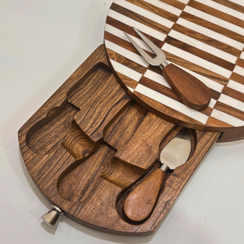 Gourmet Round Cheese Board with Cutlery
